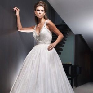 Ivory Casablanca wedding gown